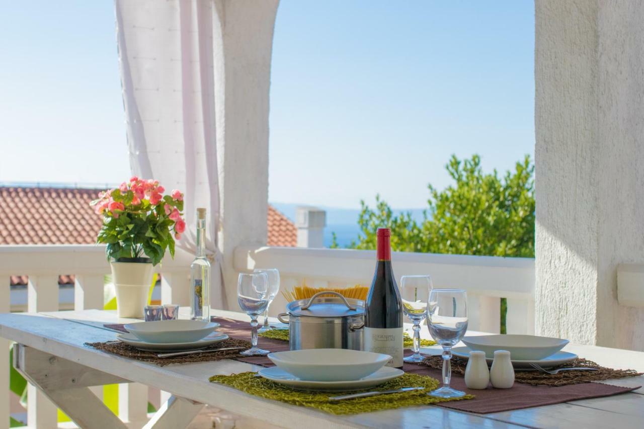 Apartmani Villa Kalinic Нівице Екстер'єр фото